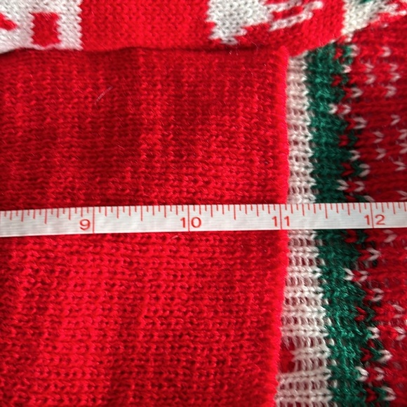 New Doggy Christmas sweater - Picture 11 of 12